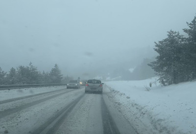(ФОТО) ЗЛАТИБОР ПОД СНЕГОМ Пало 15cm снега, ПУТЕВИ ПРОХОДНИ