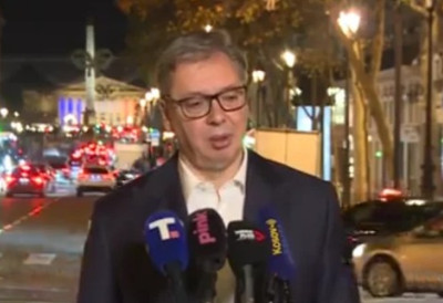 ВУЧИЋ ИЗ ПАРИЗА ПОСЛЕ РАДНЕ ВЕЧЕРЕ С МАКРОНОМ: Разговарали смо о стратешким стварима, биће ми потребно неко време да све анализирам