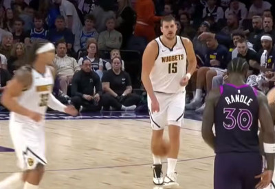 СОМБОРАЦ НОВИМ ТРИПЛ-ДАБЛОМ ДЕМАНТОВАО ДА ЈЕ ПОВРЕЂЕН Денвер забележио седми тријумф у низу, Јокић сјајан (ВИДЕО)