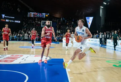 ПОСЛЕ ВЕЛИКЕ ПОБЕДЕ КОШАРКАША СПАРТАКА У ФИБА ЛИГИ ШАМПИОНА  Преко Бенфике до плеј-ина