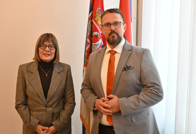 УЛАГАЊE У ОБРАЗОВАЊЕ, ЗДРАВСТВО И КУЛТУРУ Јухас и Гојковић о предлогу буџета за 2026. и развоју Војводине