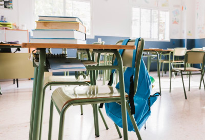 ШОК У ШКОЛИ! Ученик донеo нож у школу, инцидент узнемирио ученике и родитеље