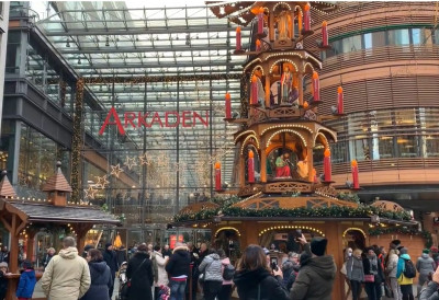 (ВИДЕО) ЕВО НА КОЈЕМ АДВЕНТУ МОЖЕТЕ ДА ЈЕДЕТЕ И ПИЈЕТЕ КОЛИКО ХОЋЕТЕ! Ко купи улазницу свих се брига и додатних трошкова решио