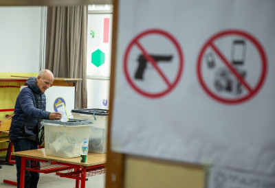 ДРУГИ КРУГ ЛОКАЛНИХ ИЗБОРА НА КиМ: До 17 часова гласало 24,85 одсто бирача, у Клокоту 25,11 одсто