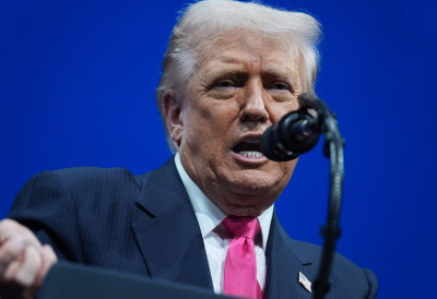 ЗА СВЕ ПОСТОЈИ ОБЈАШЊЕЊЕ Трамп признаје пад популарности, али тврди да је "повећана код паметних људи"