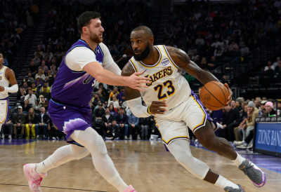 ЈОКИЋ РАДИ СВЕ Легендарни Леброн Џејмс: Нисам играо против комплетнијег и доминантнијег играча