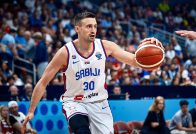 ВРАЋА СЕ АЛЕКСА АВРАМОВИЋ: Коначно ће дебитовати за Дубаи, а у госте стиже Звезда