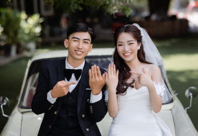 ОВА ЗЕМЉА ДЕЛИ ВАУЧЕРЕ ЗА МЛАДЕНЦЕ! Све мање парова стаје на луди камен: може ли новац подстаћи беби бум?