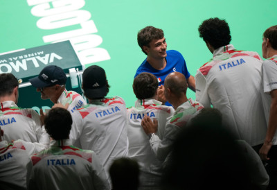 ИТАЛИЈА ПОБЕДИЛА АУСТРИЈУ ЗА ПОЛУФИНАЛЕ ДЕЈВИС КУПА: "Азури" успели и без Синера и Музетија