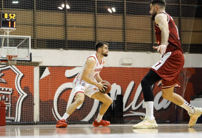 НОВОСАДСКИ КОШАРКАШИ ПРЕЖИВЕЛИ ТРИЛЕР У КЛС Воша боља од Вршца