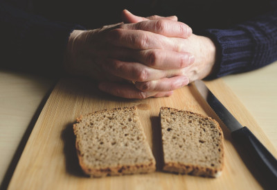 МИСЛИТЕ ДА ЈЕДЕТЕ ПОСНУ ХРАНУ, А У СТВАРИ МРСИТЕ Посебну пажњу обратите на ове четири намирнице