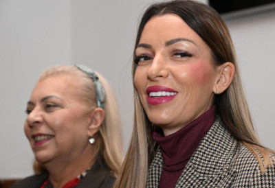 ЈЕДАН ОД НАЈВАЖНИЈИХ ИНВЕСТИТОРА У СРБИЈИ СЛЕДЕЋЕ ГОДИНЕ ЗАПОШЉАВА ЈОШ 300 РАДНИКА! Министарка Месаровић посетила Еликсир Прахово, саопштила лепе вести: Следи и изградња нових фабрика