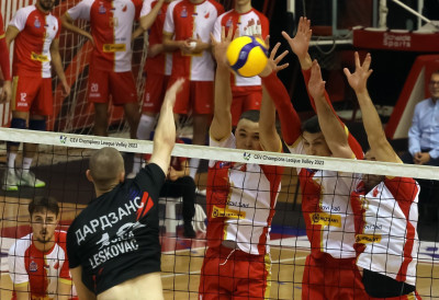 ОДБОЈКАШИ ВОШЕ ИГРАЈУ ДЕРБИ СУПЕРЛИГЕ: Новосађани у суботу на тешком гостовању у Тополи