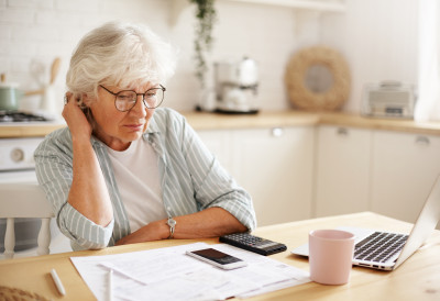 НАСЛЕДИЛИ СТЕ ПОРОДИЧНУ ПЕНЗИЈУ? У овим случајевима имате право на 100 одсто износа!