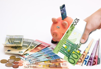 АГЕНЦИЈА ДАЈЕ ДО 2.000 ЕВРА ЗА ПОЉОПРИВРЕДНИКЕ! Ево ко може да добије новац за УЗГОЈ СВИЊА