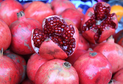 ПОПУЛАРАН И ЗДРАВ, АЛИ КРИЈЕ ОПАСНОСТИ Ове групе људи никако не би смеле да једу НАР
