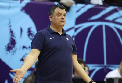 ГРАДИМО ПРИЧУ ЗА БУДУЋНОСТ – Селектор кошаркшица Србије: Не зависимо од појединаца