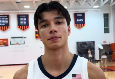 АНДРЕЈ СТОЈAКОВИЋ ЈОШ РАЗМИШЉА ЗА КОЈУ ЋЕ РЕПРЕЗЕНТАЦИЈУ ДА ИГРА: Нисам још одлучио, одлука ће доћи са временом