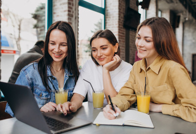 ДРЖАВА СТУДЕНТИМА НУДИ БЛИЗУ 1.500 МЕСТА ЗА ПРАКСУ Јавна управа отвара врата младима