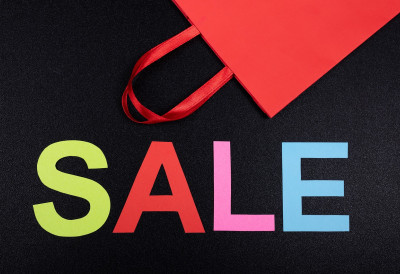 ХРВАТИ НА "ЦРНИ ПЕТАК" ОБОРИЛИ РЕКОРД Потрошили више од 100 МИЛИОНА ЕВРА, за 5,5% више него прошле године