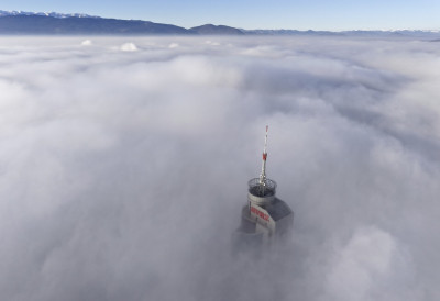 „НАПОЉУ ЈЕ ВАЗДУХ СМРТОНОСАН, А ДЕЦА ИДУ У ШКОЛУ“ Родитељи у Сарајеву траже хитну онлајн наставу!