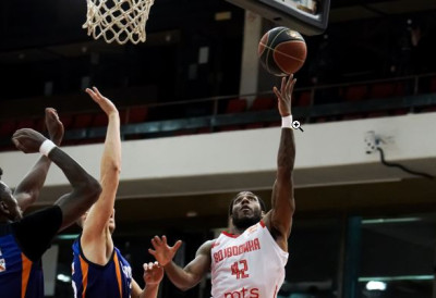 НОВОСАДСКИ КОШАРКАШИ СУТРА ПРОТИВ СЛОГЕ У КРАЉЕВУ У КЛС  Повреде муче Димитријевића