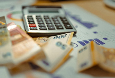 ОГЛАСИЛА СЕ ПОРЕСКА УПРАВА Ево кад истиче рок за обавештења о исплати личне зараде ОБРАТИТЕ ПАЖЊУ НА ОВАЈ ДАТУМ