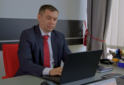 СТЕВАН ЛУГОЊА, ДИРЕКТОР ЈКП „ПАРКИНГ СЕРВИС“ НОВИ САД  Изградњом нових паркиралишта завршавамо ову годину