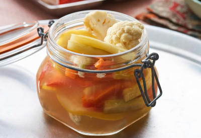 ТУРШИЈА ГОТОВА ЗА ЈЕДАН ВИКЕНД Овај брзи рецепт таман је стигао на време пред ВЕЛИКЕ СЛАВЕ И ПРАЗНИКЕ, пробајте, УКУС ЋЕ ВАС ОДУШЕВИТИ!