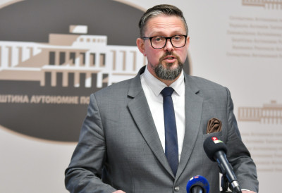 СТАБИЛНИ ПРИХОДИ И РЕАЛНО ПЛАНИРАЊЕ ПОКРАЈИНСКИХ ФИНАНСИЈА Јухас: Буџет је развојно орјентисан, све је већи број запослених ВЕЛИКИ ИНФРАСТРУКТУРНИ ПРОЈЕКТИ У ВОЈВОДИНИ, ЕВО И КОЈИ