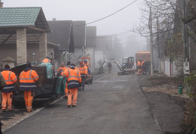 НОВ КОЛОВОЗ И АТМОСФЕРСКУ КАНАЛИЗАЦИЈУ ДОБИЛЕ ТРИ СОМБОРСКЕ УЛИЦЕ Уз стрпљење, сви ће доћи на ред, поручио је градоначелник