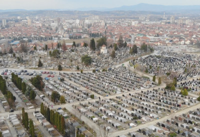 СКУПЉЕ КОМУНАЛНЕ УСЛУГЕ Сахрањивање покојника плус коришћење капеле у ОВОМ ГРАДУ ће коштати 12.596 динара