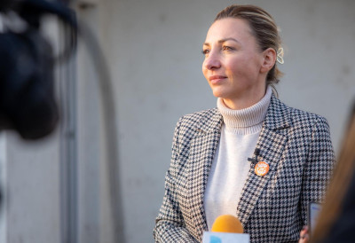 У ОВОЈ ГОДИНИ УБИЈЕНО 14 ЖЕНА, ИЗРЕЧЕНЕ ХИЉАДЕ МЕРА ЗАШТИТЕ Министарка о алармантном расту насиља над женама