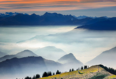 СРБИЈУ ПРЕКРИЛИ МАГЛА И ТМУРНИ ОБЛАЦИ Сипећа киша и хладноћа не попуштају