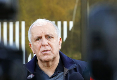 ”МЕСЕЦ ДАНА ПРЕ ПОВЛАЧЕЊА, ОН МИ ЈЕ РЕКАО, АКО СТВАРИ НЕ БУДУ ИШЛЕ ДОБРО, НАПУСТИЋЕМО КЛУБ” Ево нових детаља о Обрадовићевој оставци