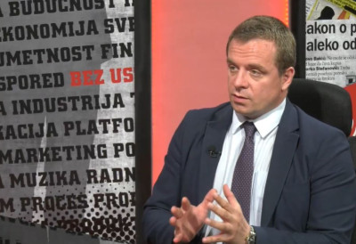 АДВОКАТ ЧЕДОМИР СТОЈКОВИЋ САСЛУШАН У ТУЖИЛАШТВУ Суд одредио бројне мере ЗАБРАЊЕН МУ ПРИСТУП ДРУШТВЕНИМ МРЕЖАМА