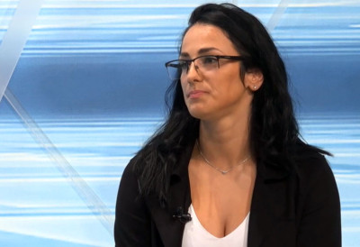 Сара Гаровић је прелепа рукометашица а преживела је драму! ЗА СРБИЈУ ДЕБИТОВАЛА СА 31 ГОДИНОМ, ТЕРАЛИ ЈЕ ДА ИГРА ПОВРЕЂЕНА