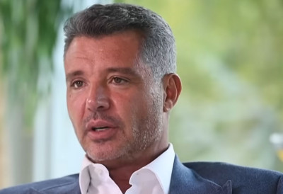 ПОСЛЕ ХАПШЕЊА У ИНСТАНБУЛУ, БРАНИЋЕ СЕ СА СЛОБОДЕ Председник Фенербахчеа након привођења због наркотика иде кући