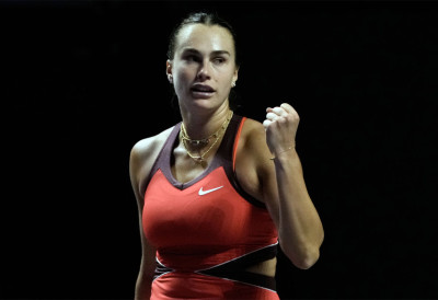 БЕЛОРУСКИЊА ИПАК НАЈБОЉА Арина Сабаленка и званично прва тенисерка света