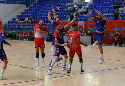 ДУЕЛ НОВОСАДСКИХ И ЗРЕЊАНИНСКИХ РУКОМЕТАША У АРКУС ЛИГИ У ПЕТАК (18): Два клуба, два пута