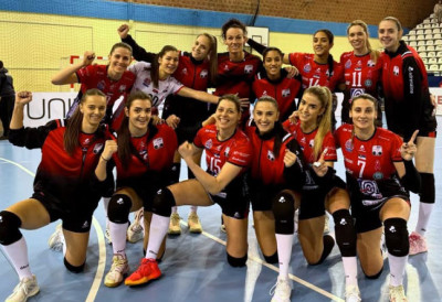 ОБРЕНОВЧАНКЕ БОЉЕ ОД ЦРВЕНО-БЕЛИХ РИВАЛКИ! ТЕНТ прошао Звезду, Уб их чека у финалу Купа Србије (ВИДЕО)