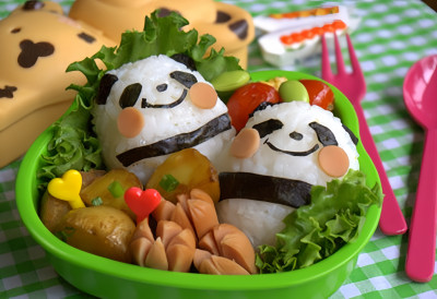 (ФОТО) КАДА РУЧАК ПОСТАНЕ УМЕТНОСТ Етони Мама и чаролија кјарабена