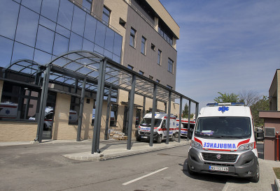 ПУНО ПОСЛА У 2025. ГОДИНИ ЗА ЗАВОД ЗА УРГЕНТНУ МЕДИЦИНУ НОВИ САД У санитетским возилима рођено 14 беба