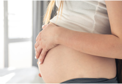 ДЕВОЈЧИЦА ЗАТРУДНЕЛА СА 13 ГОДИНА Медији су месецима брујали о њој САДА ЈЕ ПОНОВО У ЖИЖИ ЈАВНОСТИ