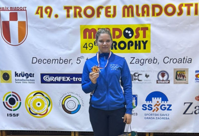 СРПСКИ СТРЕЛЦИ СА ТРИ ЗЛАТА СТАРТОВАЛИ НА ТРОФЕЈУ МЛАДОСТИ: Хавранова "упуцала" два злата пушком, а Нинковић једно пиштољем