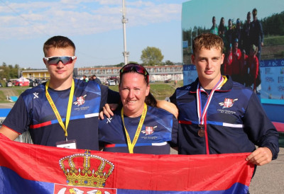 НАДЕ СТАСАВАЈУ У ПРАВЕ ШАМПИОНЕ: Кајак кану клуб Лиман има на кога да буде поносан