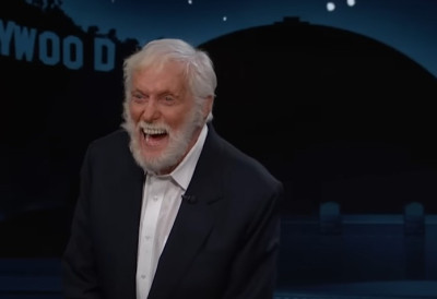 ЧУВЕНИ ГЛУМАЦ ПУНИ 100 ГОДИНА Ово је његов еликсир, две ствари је избацио из живота и цео један век је ту