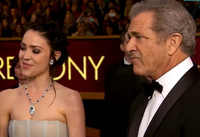 РАЗИШЛИ СЕ СЛАВНИ МЕЛ ГИБСОН И РЕДИТЕЉКА РОСАЛИНД РОС Срећа трајала девет година, па пукла