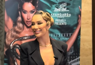 (ВИДЕО) ПЕСМА ТЕЕ ТАИРОВИЋ НА ЖУРЦИ БРАТАНИЦЕ БАШАРА АЛ-АСАДА! Добар глас Новосађанке далеко се чује!