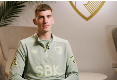 СРПСКОГ ШТОПЕРА ПОТЕРАО МАЛЕР У ЕНГЛЕСКОЈ! Ево колико ће морати да паузира Вељко Милосављевић, повреда је баш незгодна